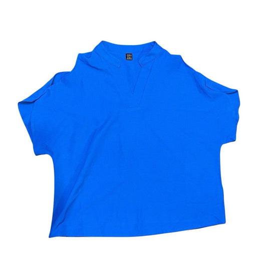 Women - Shoulder Cutout Blouse